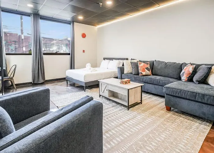 New Loft 3 Min To Childrens Hospital Sleeps 4 Pittsburgh